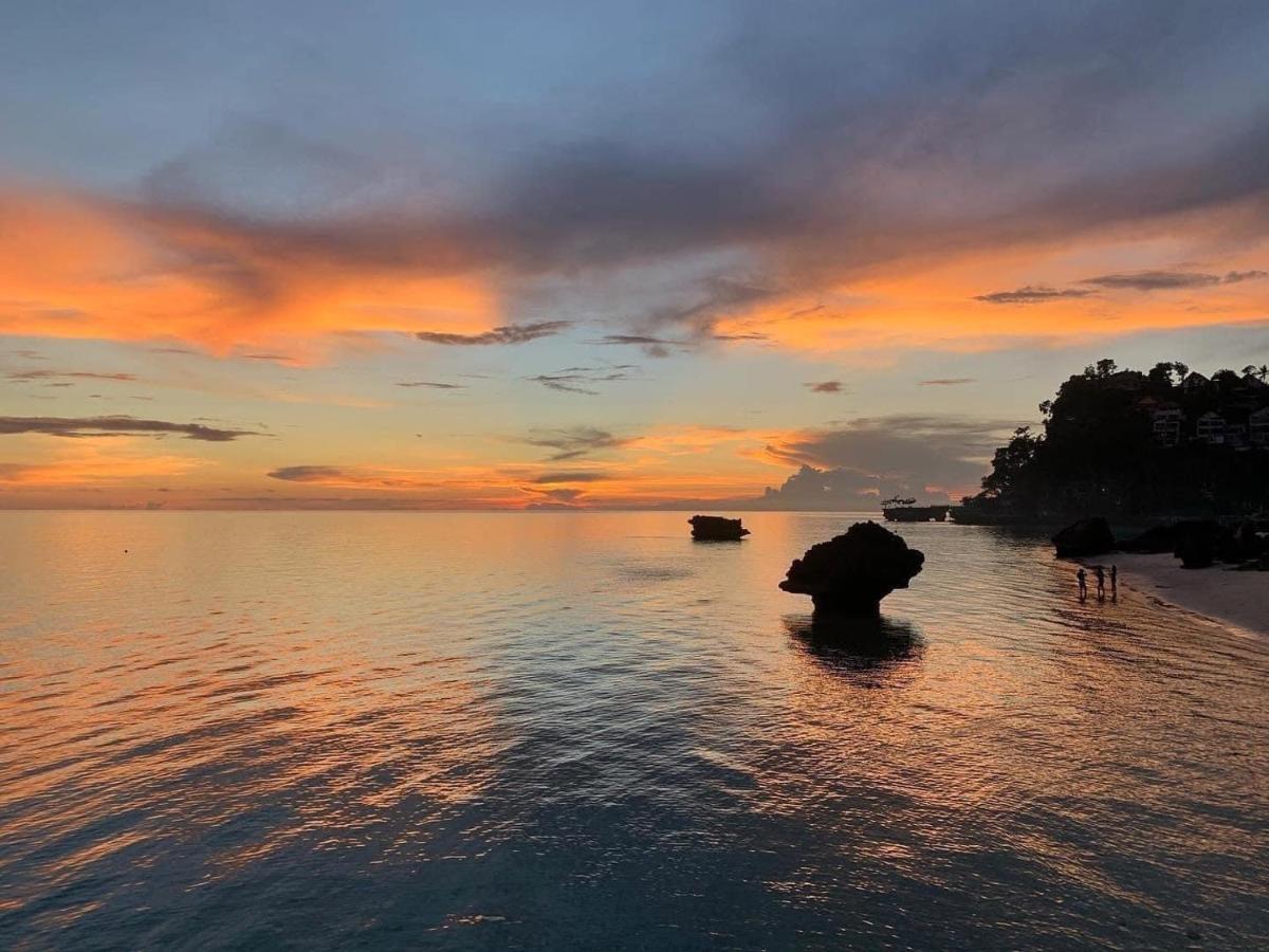 Jony'S Beach Resort Balabag  Dış mekan fotoğraf